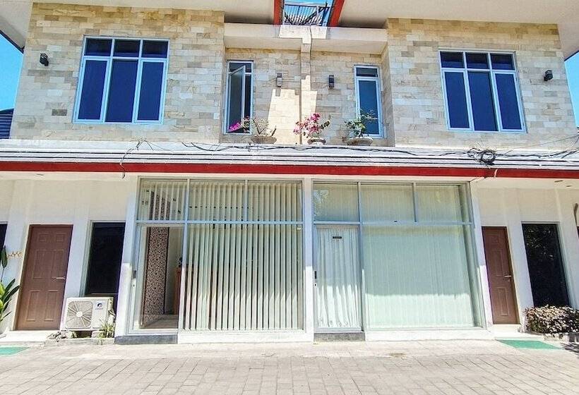 בית מלון כפרי The Tunjung Boutique Resort