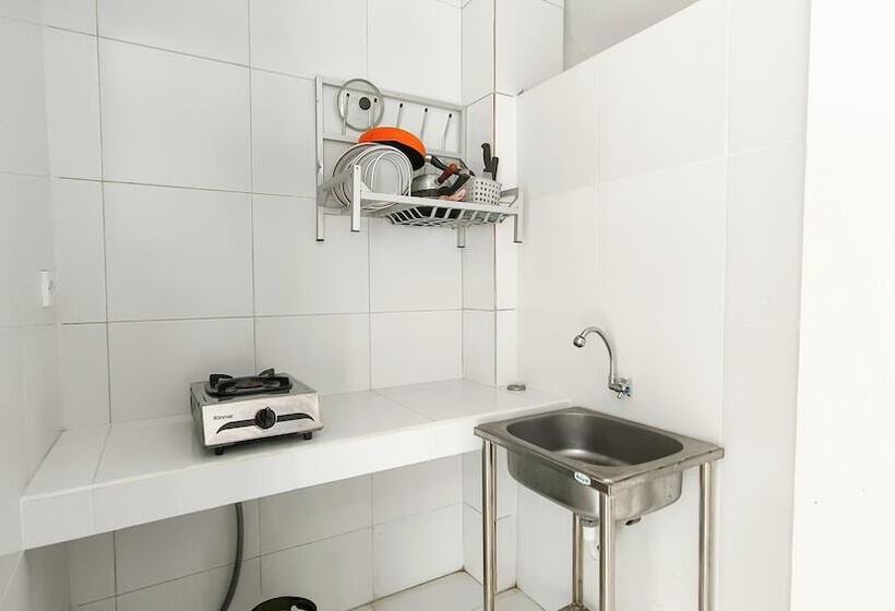 בית מלון כפרי The Tunjung Boutique Resort