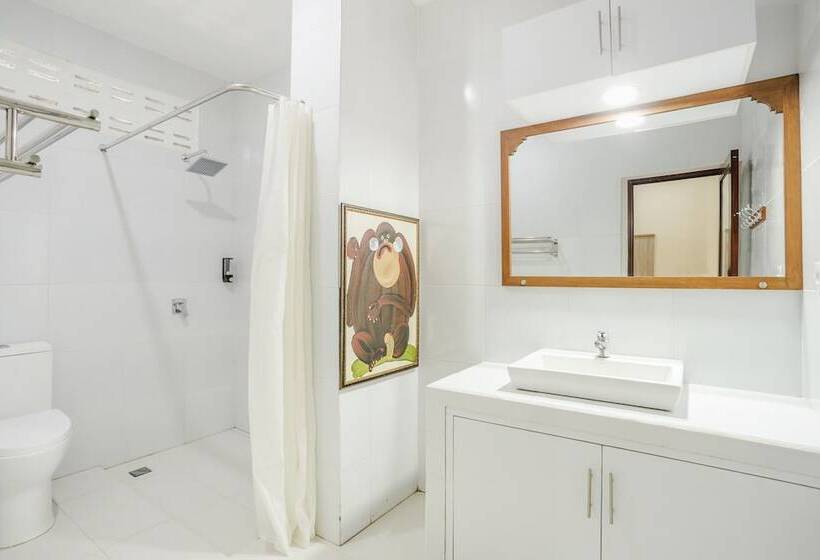 בית מלון כפרי The Tunjung Boutique Resort