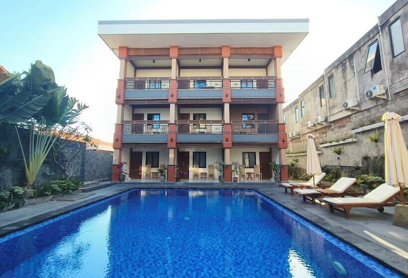 בית מלון כפרי The Tunjung Boutique Resort