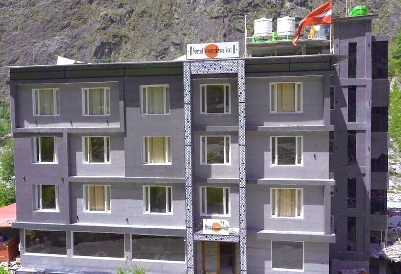 호텔 Vasudeva Inn