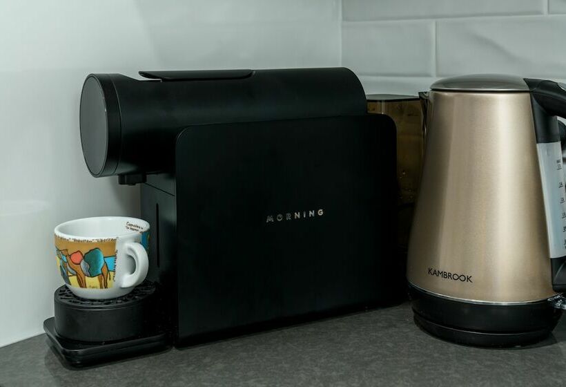 Hunter Studios Maitland