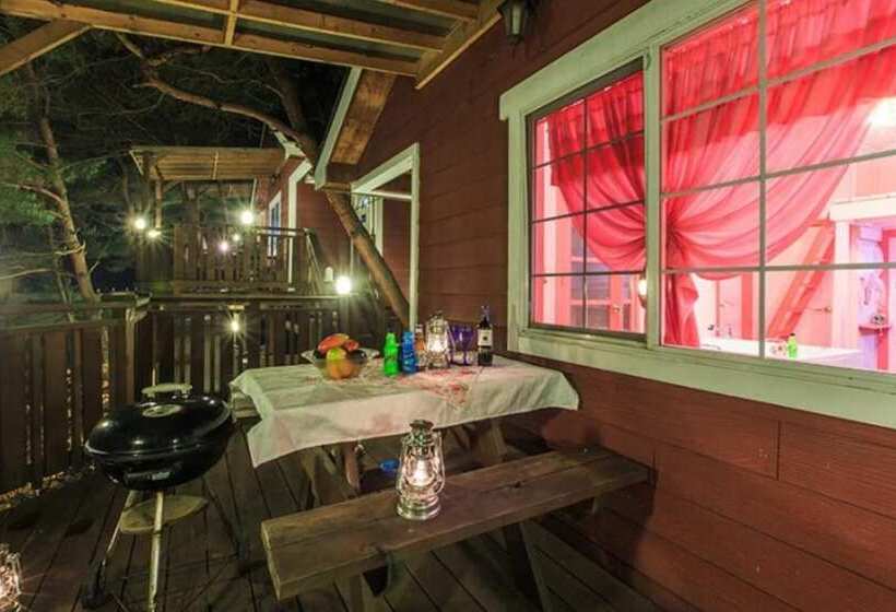 Hoengseong Pine Bell Pension