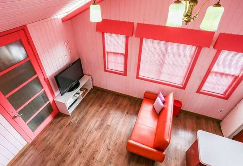 Hoengseong Pine Bell Pension