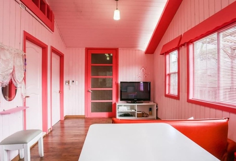 Hoengseong Pine Bell Pension