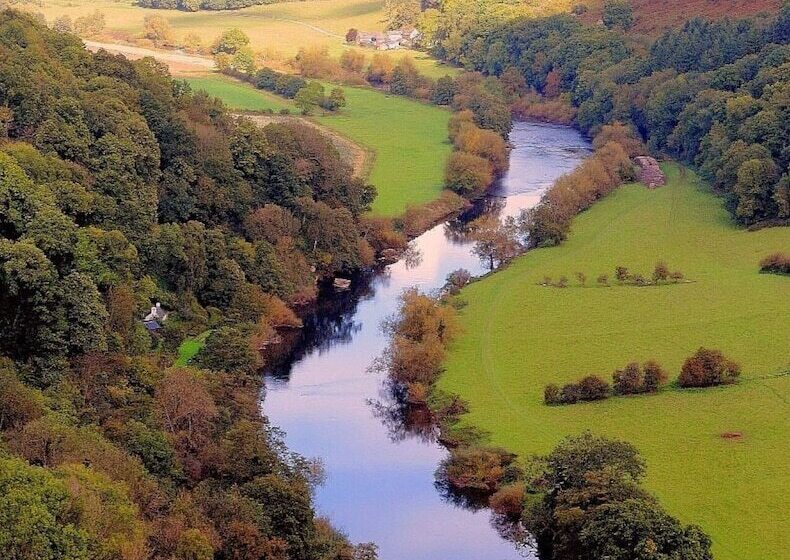 Impeccable 3 Bed 17th Century Luxury Cottage