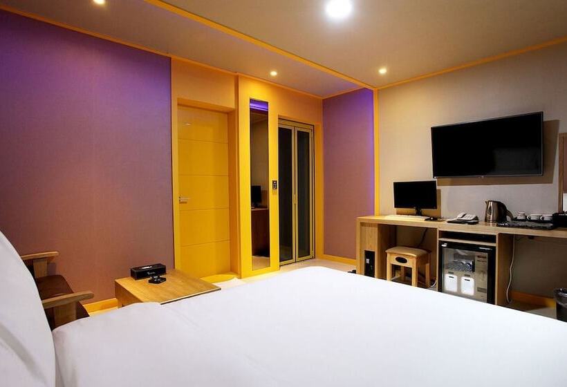 Jebudo Feel Motel