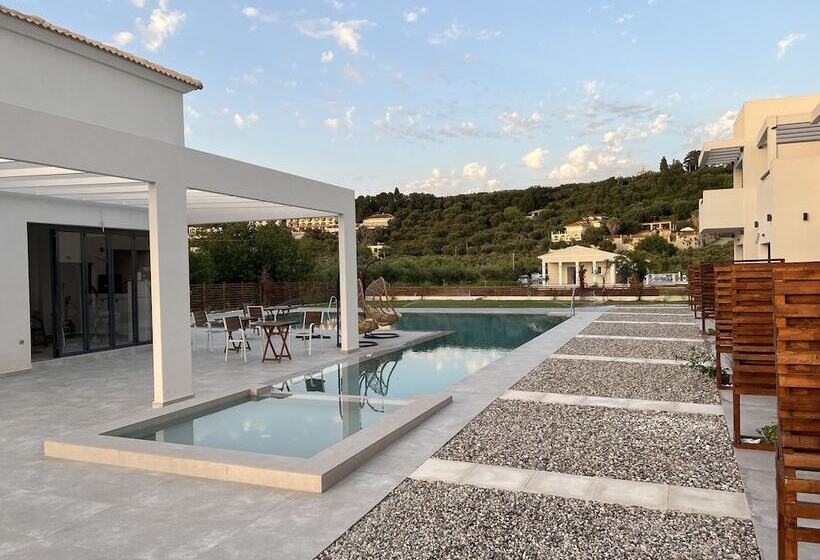 Kimiro Hotel Tsilivi