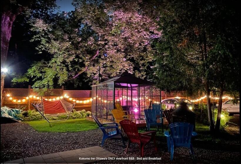 Kokomo Inn   Tropical Riverfront B&b