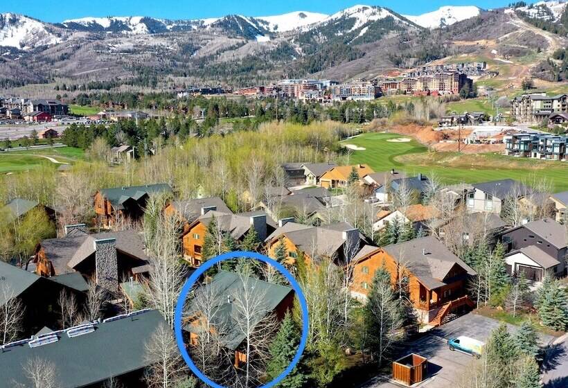 Lazy Bear Log Cabin Canyons Park