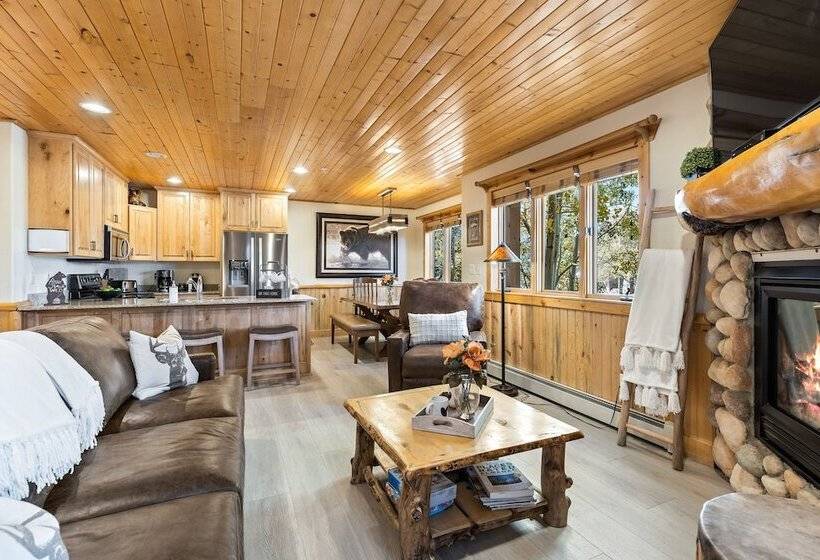 Lazy Bear Log Cabin Canyons Park