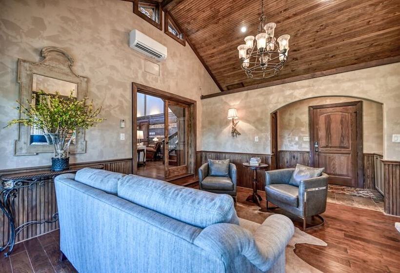 Luxury 23 Ac Ranch Casita With Hot Tub