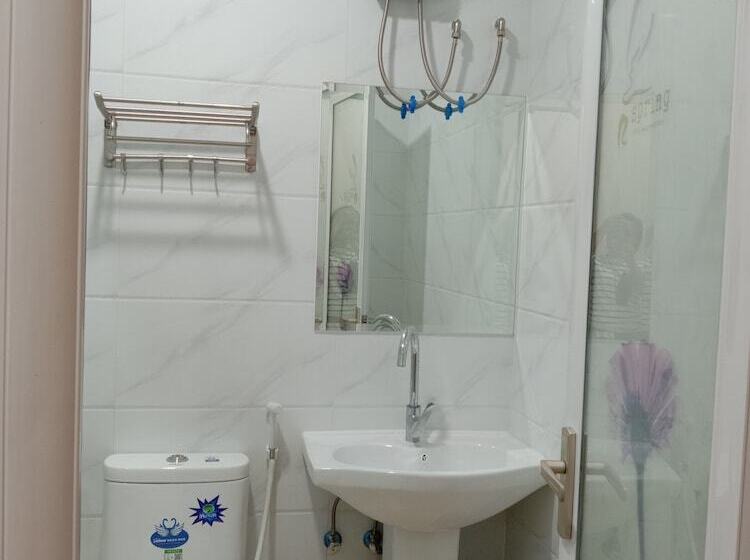 Meaco Royal Hotel  Lucena