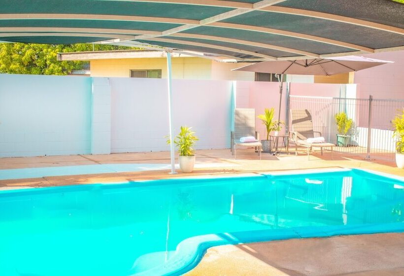 فندق على الطريق Ktown