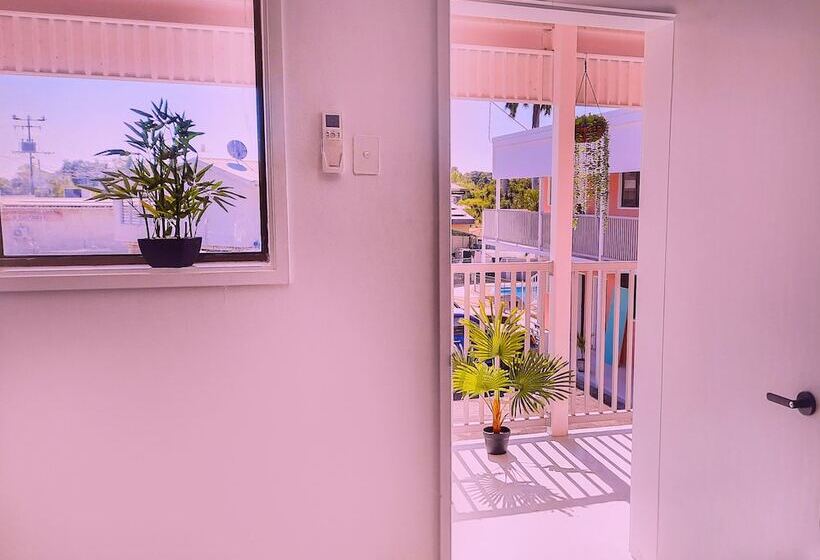 فندق على الطريق Ktown