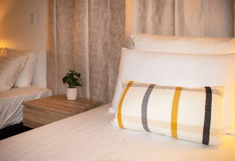 فندق على الطريق Ktown