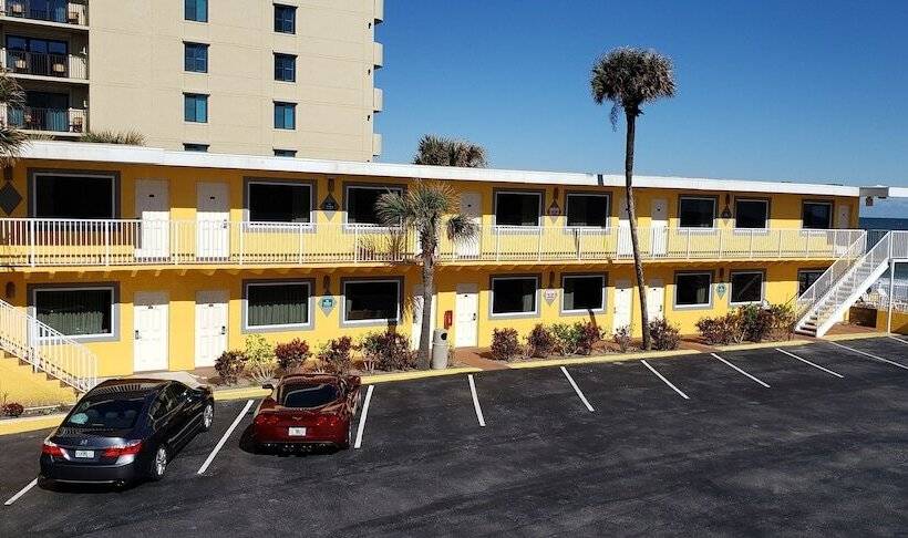 فندق على الطريق Oceanfront Inn And Suites