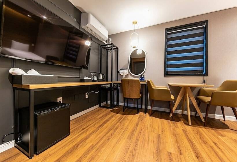 汽车旅馆  Yeosu Asome Boutique