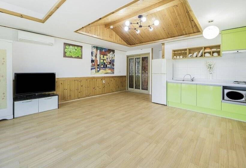 Namhae Hanuri Pension