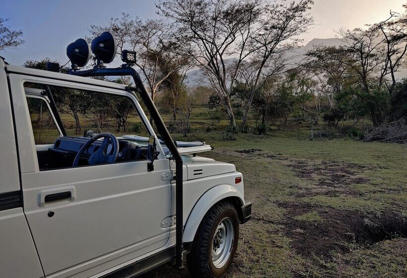 Пансион Bamboo Banks