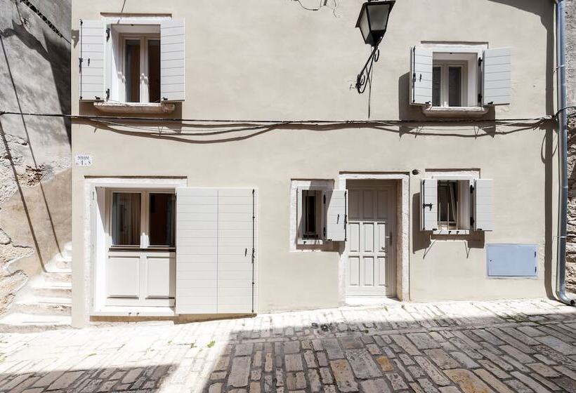 膳宿费 Calnova Suites