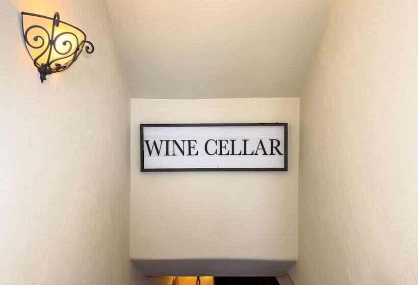 ペンション Chateau Coralini