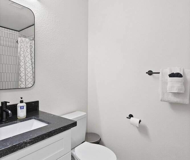 Пансион El Descanso In Meyer Park   Heated Pool