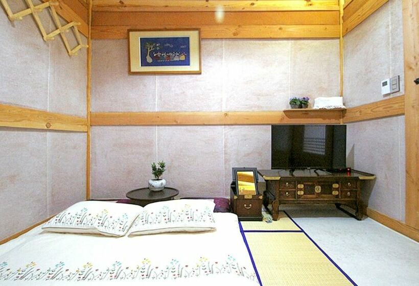 بنسيون Jeonju Doldamjip Hanok Stay