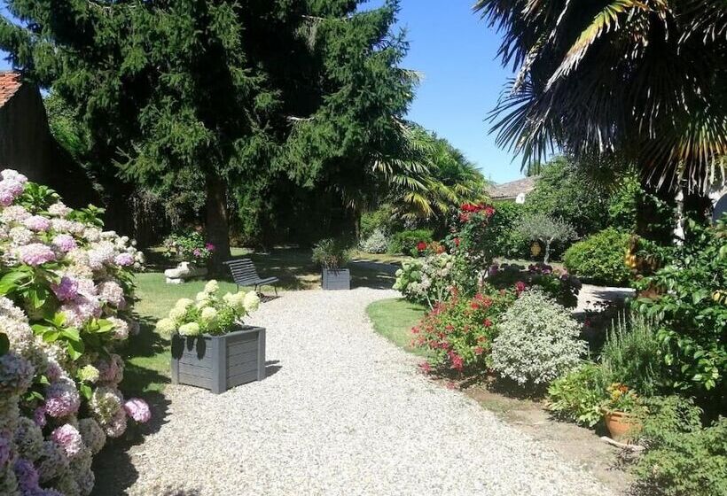 פנסיון Les Hortensias