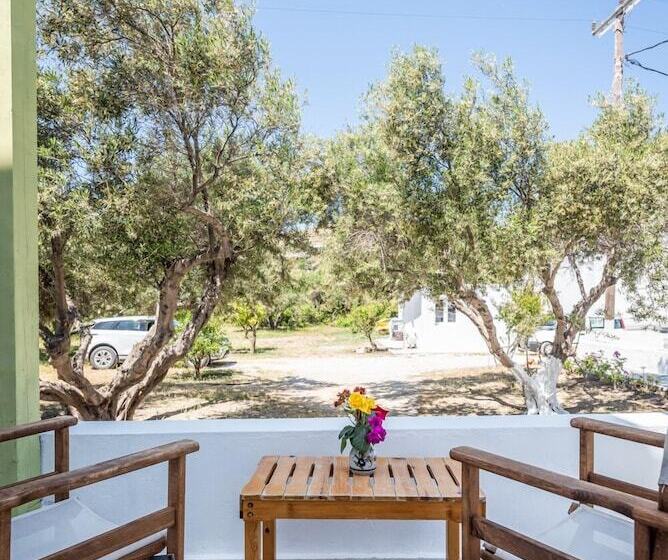 פנסיון Terra Oliva Milos