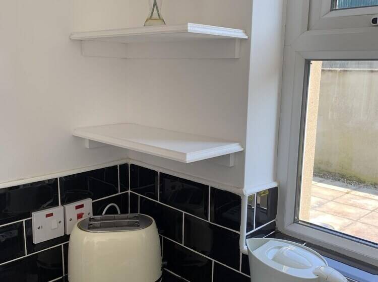 膳宿费 Portaferry Self Catering Retreat