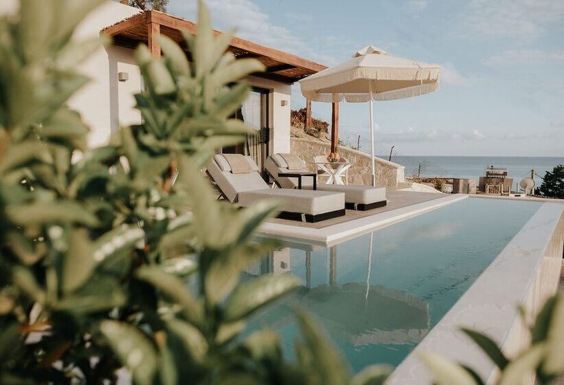 بنسيون Somnus Suites