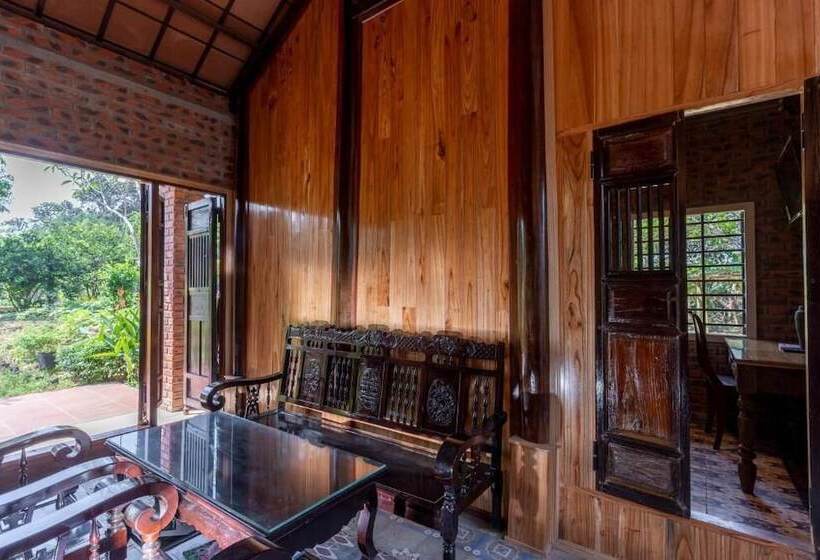 Пансион Thai Gia Trang Farmstay