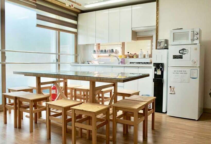 بنسيون Tongyeong Good Day Guesthouse