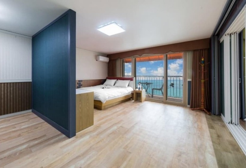 Pohang Blue Coral Pension