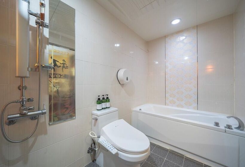 Pohang Ocheon Party Rock Motel