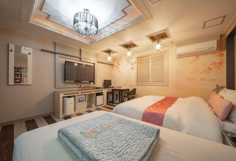 Pohang Ocheon Party Rock Motel