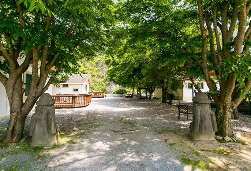 Pyeongchanggang Healing House Pension