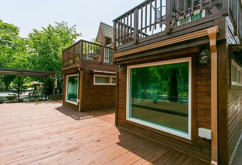 Pyeongchanggang Healing House Pension
