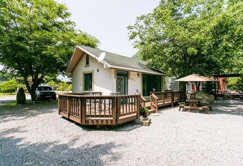 Pyeongchanggang Healing House Pension
