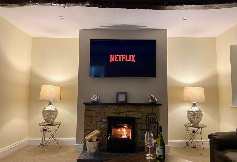 Rattlebeck Farm Holiday Cottage