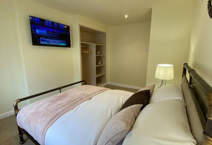 Rattlebeck Farm Holiday Cottage