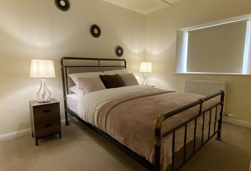 Rattlebeck Farm Holiday Cottage