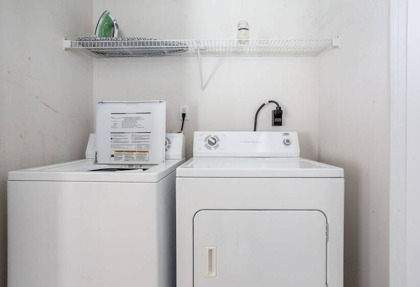 إقامة Basketball Court Cozy 3 Br In Decatur