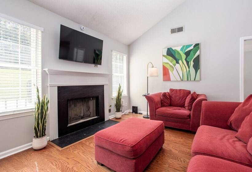 إقامة Basketball Court Cozy 3 Br In Decatur