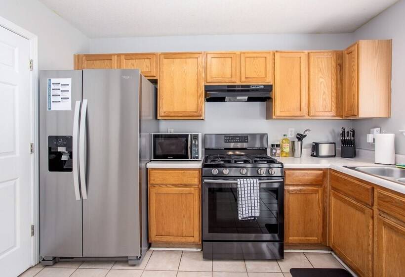 إقامة Basketball Court Cozy 3 Br In Decatur