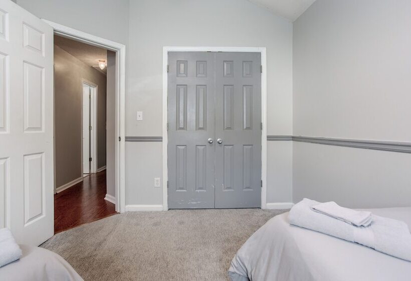 إقامة Basketball Court Cozy 3 Br In Decatur