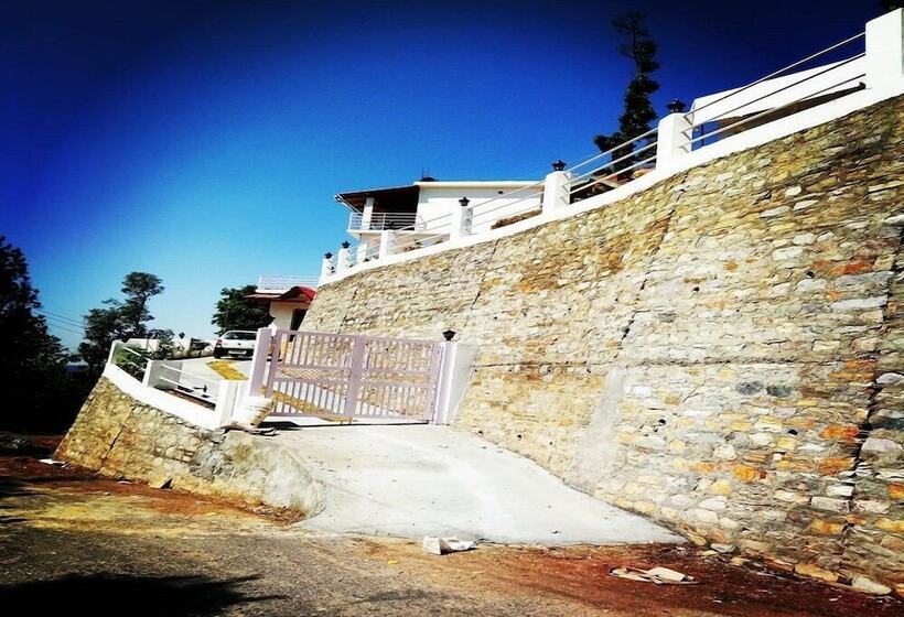 リゾートホテル D Jungle Dabas Cottages