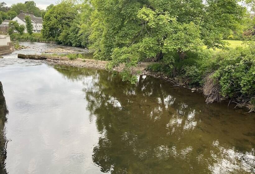 Riverbank Cottage Lake District, Double Balcony