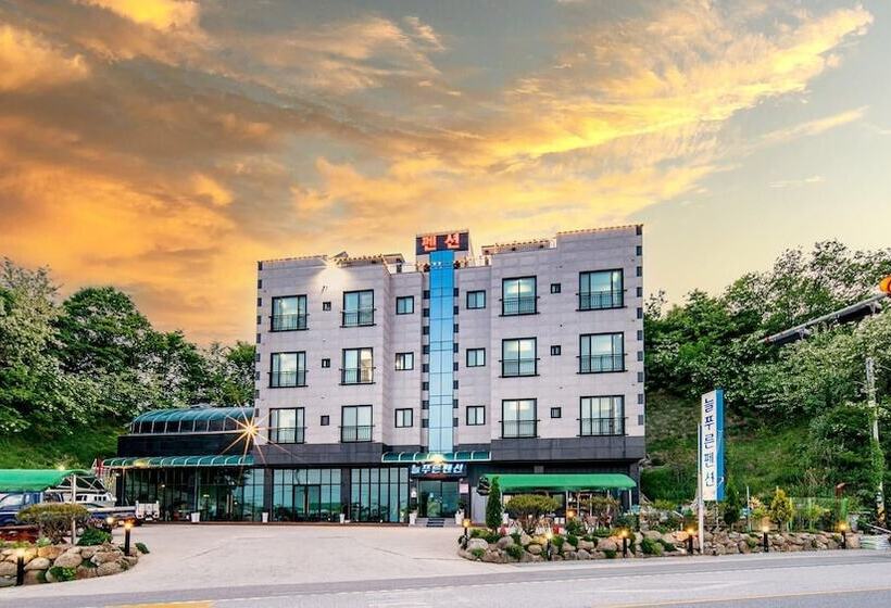 Samcheok Neulpuleun Pension